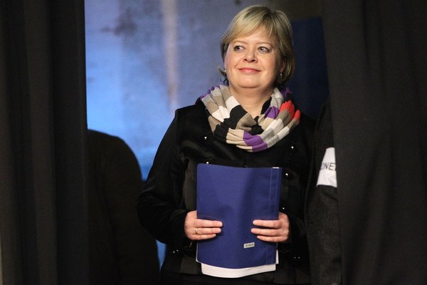 gregor-gysi, sozialismus, linke, gesine-loetzsch, kommunismus